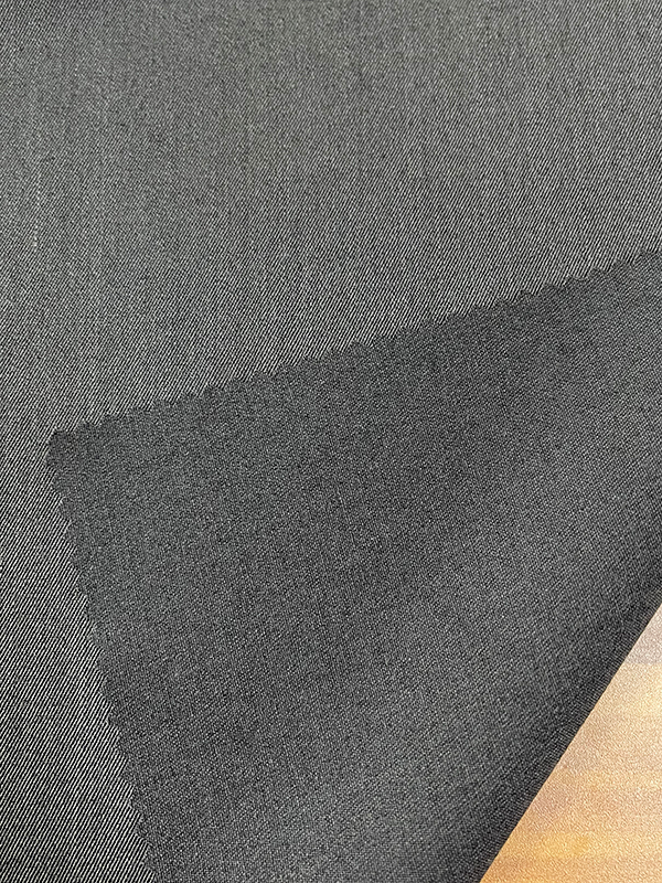 LAINE COMME TISSÉE AH-71723 65%T+32%R+3%WFaplat et lisse, elle peut refléter les fines traces textiles et montrer le tempérament noble du tissu.